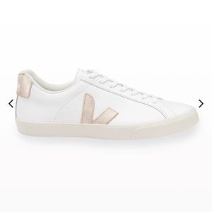Women’s Veja Low Top Sneakers
